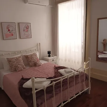 Ninho Do Corvo Konukevi Torre De Moncorvo