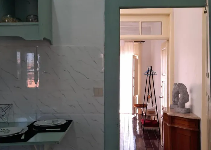 Ninho Do Corvo 3* トーレ・デ・モンコルヴォ