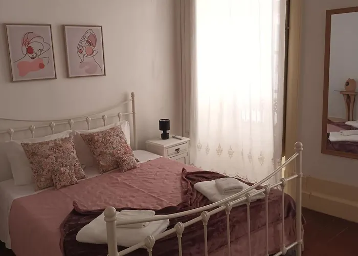 Ninho Do Corvo Pensión Torre De Moncorvo